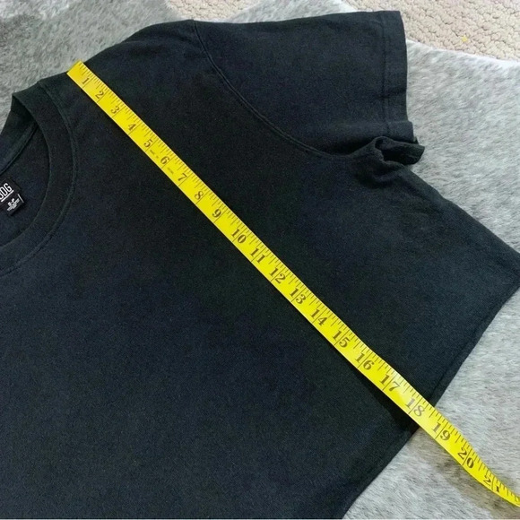 BDG Black Cropped Boxy Tee - Picture 10 of 10
